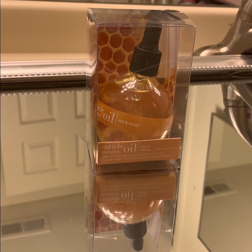 Cuticle oil